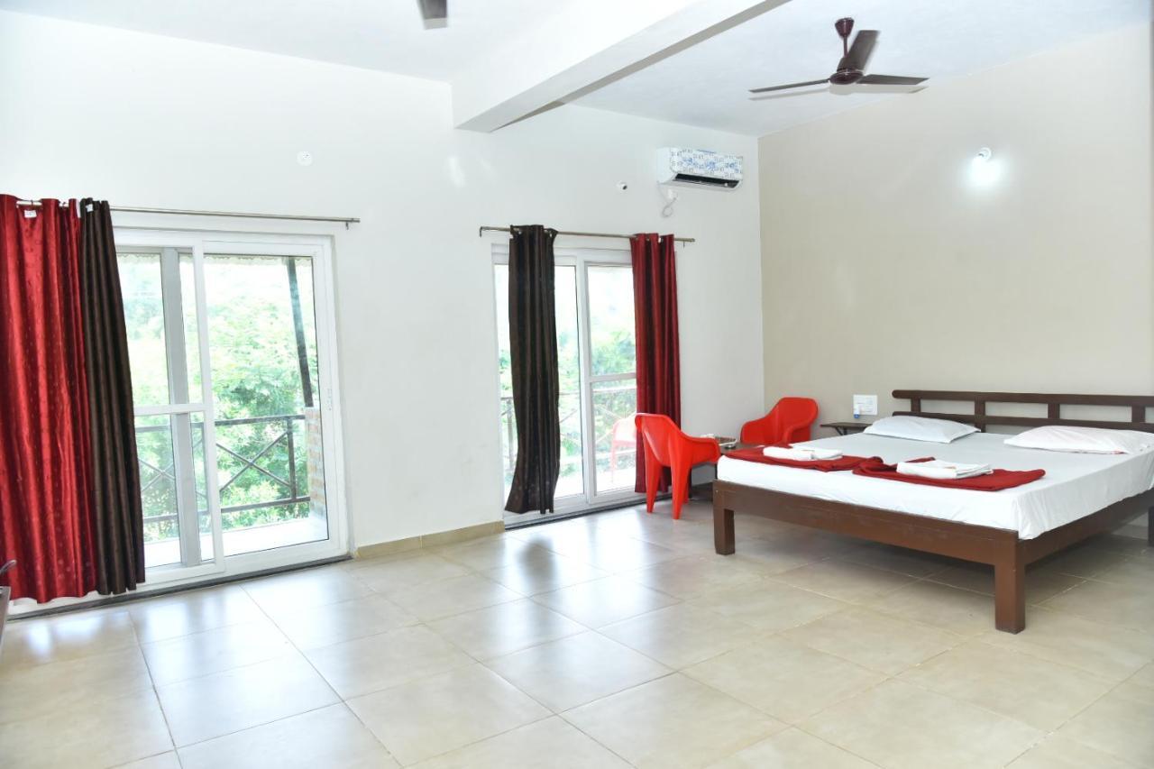 3Season Resort Hampi Phòng bức ảnh